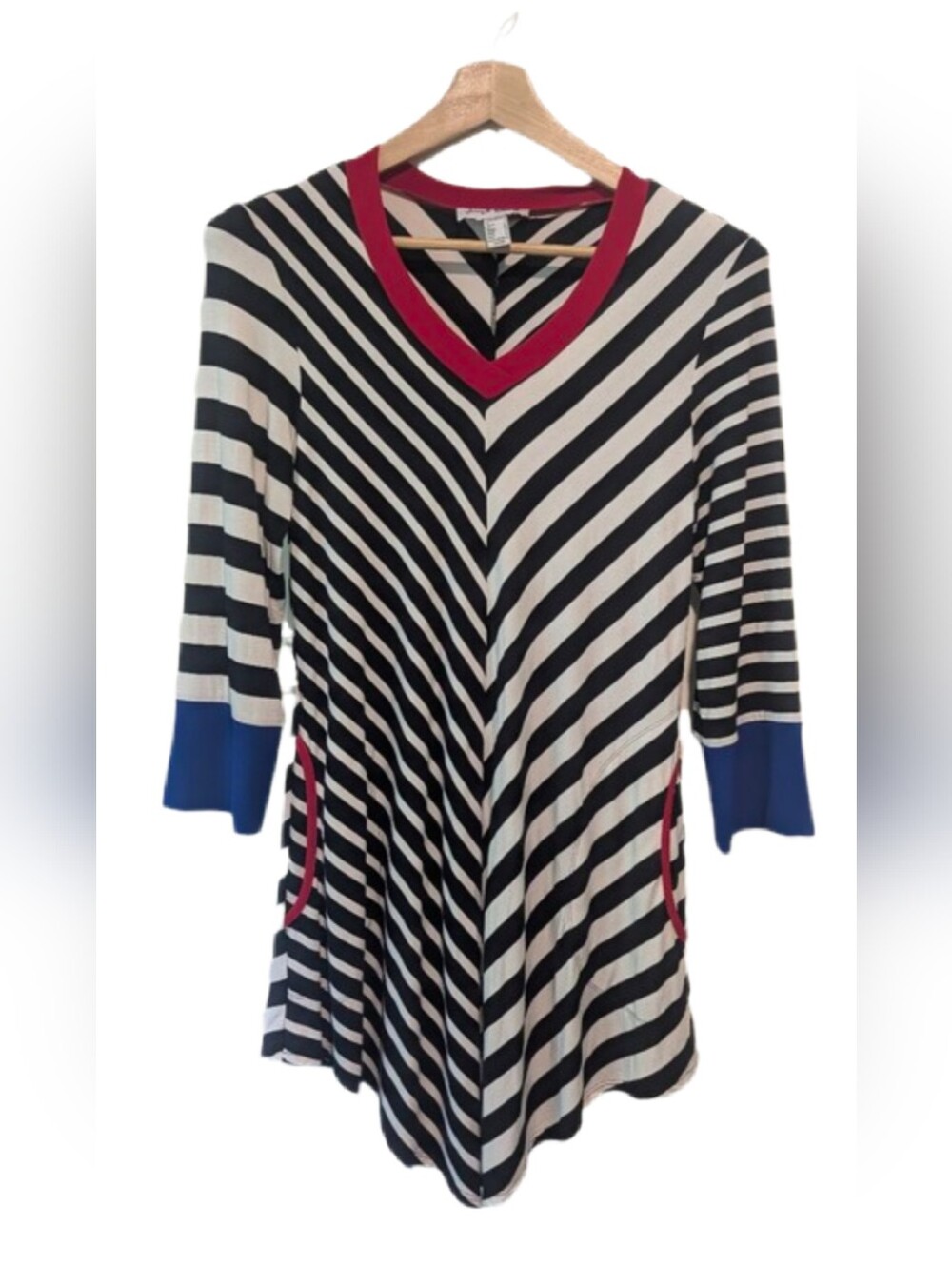 Joseph Ribkoff V-neck 3/4 Length Sleeve Black & White Striped Stretchy Tunic -10